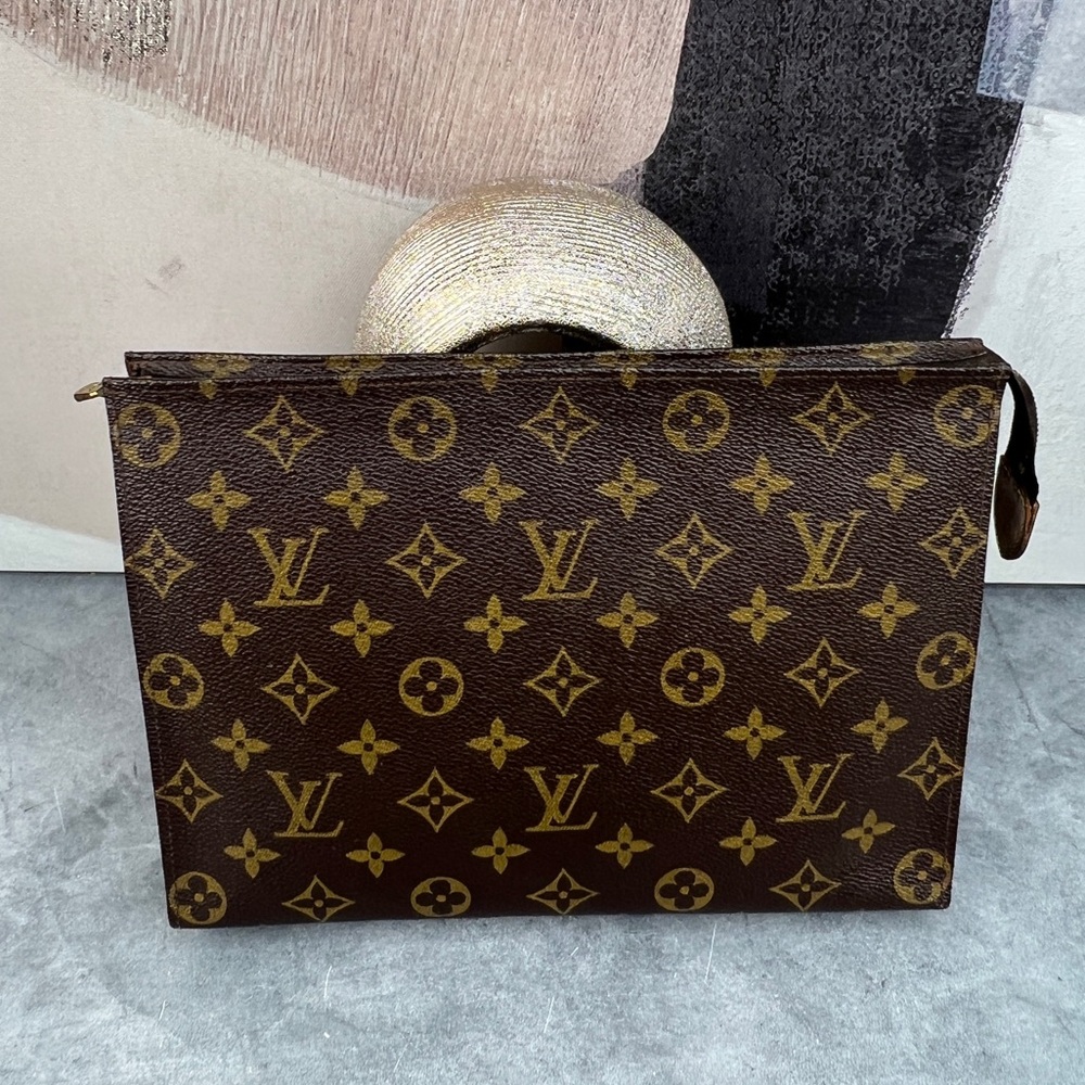 🌵Louis Vuitton Vintage Toiletey 26 Monogram🌵